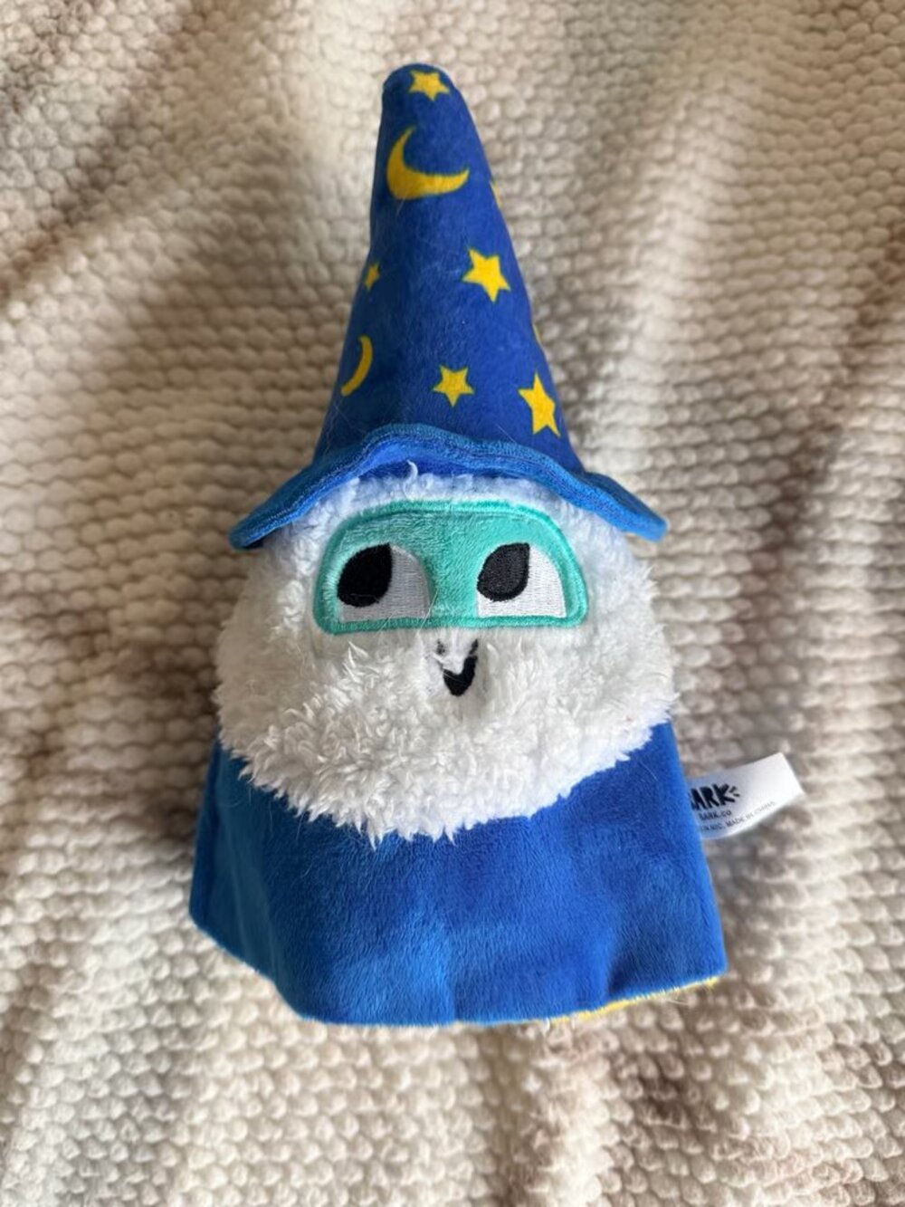 Plush dog toy